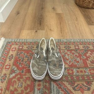 Pre loved vans slip ons